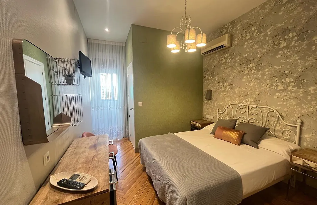 Hostal Avenida-1